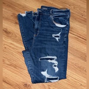 American Eagle Distressed Skinny Jeggings